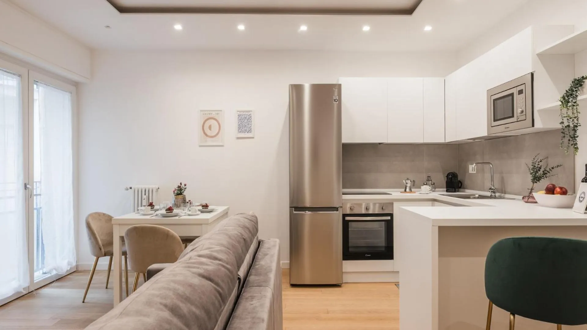The Best Rent - Modern One-Bedroom Apartment In The Cipro Area Rome