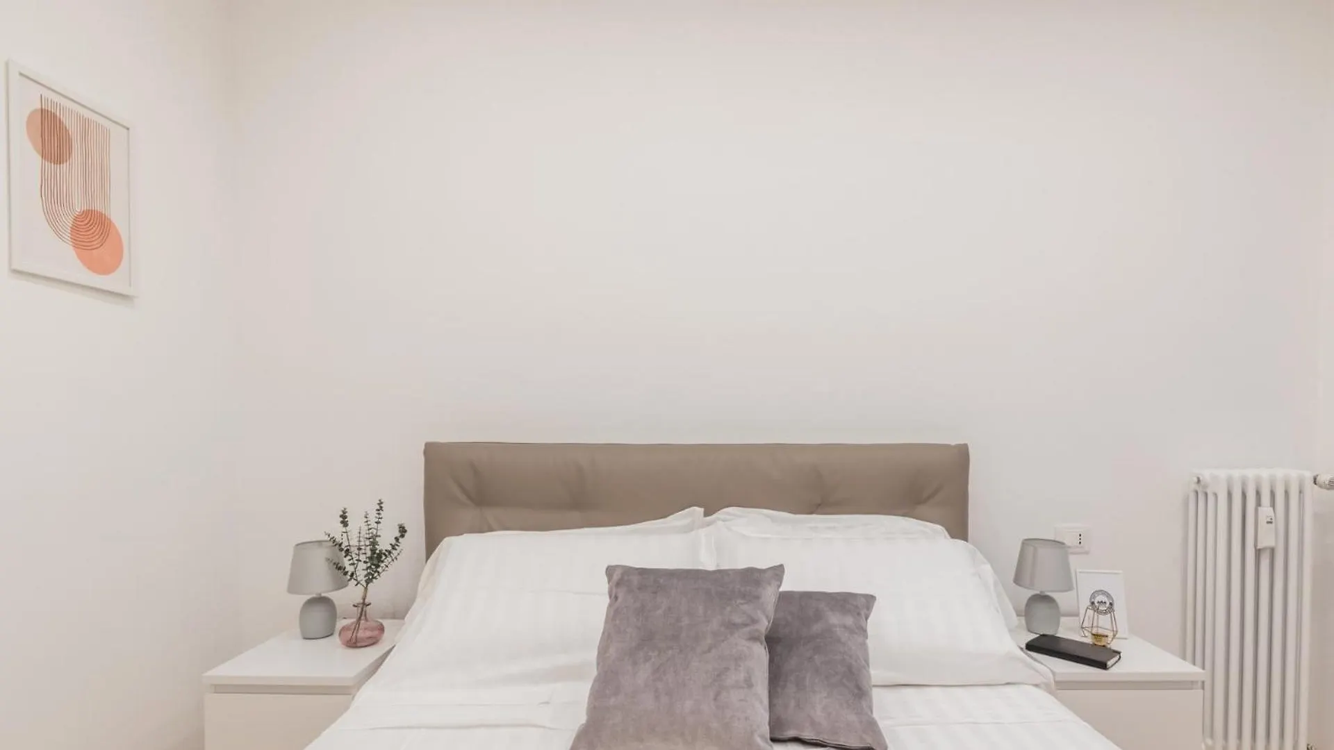 The Best Rent - Modern One-Bedroom Apartment In The Cipro Area Rome